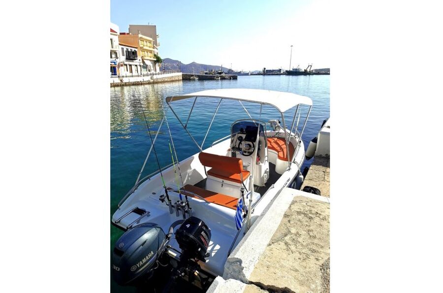 Agios Nikolaos: Mirabello Bay Fishing Trip - A private trip that suits families and mixed groups