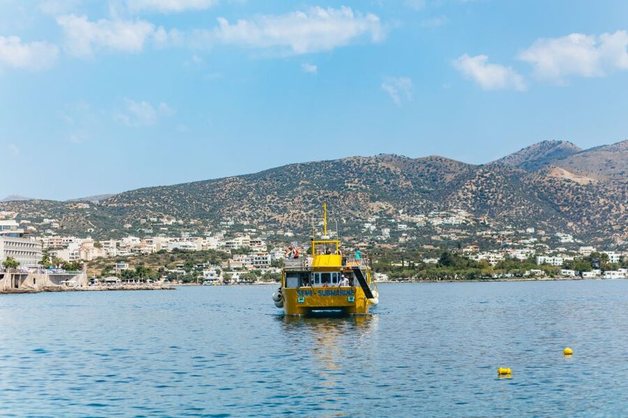 Agios Nikolaos: Semi-Submarine Cruise - What you may and may not see below the surface