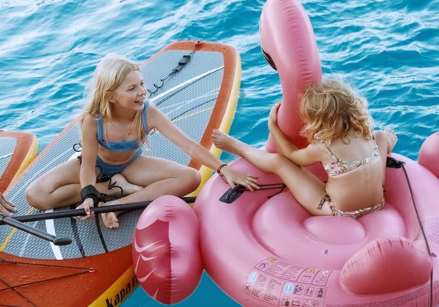 Agios Nikolaos: Spinalonga PM Catamaran Cruise with Dinner - Dinner onboard, with choices for children
