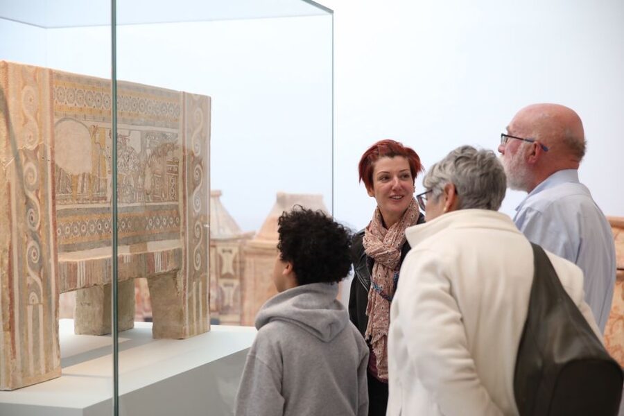 Archaeological Museum of Heraklion: Guided Walking Tour - Why pairing the museum with Knossos works