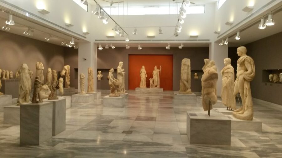 Archaeological Museum of Heraklion: Guided Walking Tour - Is $147 a fair price?