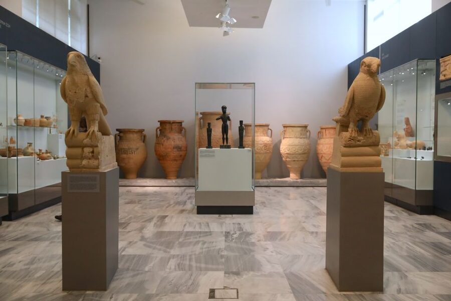 Best of Heraklion : Knossos - Arch.Museum - City tour - The Archaeological Museum at 2:00 PM