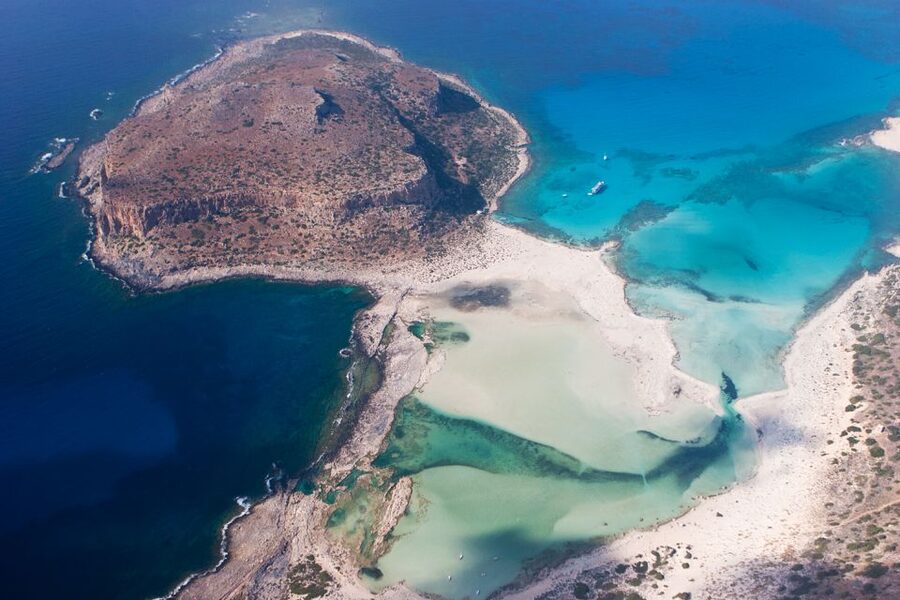 Chania: Balos and Falassarna Tour with Loungers and Lunch - The rough road to the Balos viewpoint