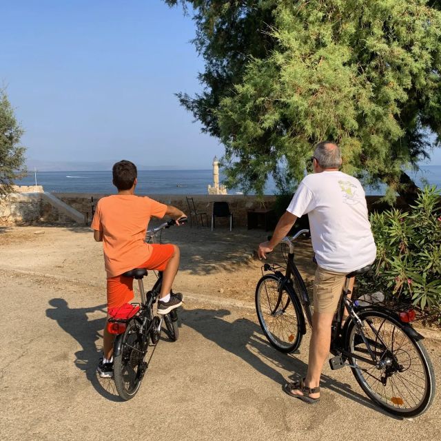 Chania: City Highlights Small Group Bike Tour - Giali Tzamisi and the old Venetian Harbour