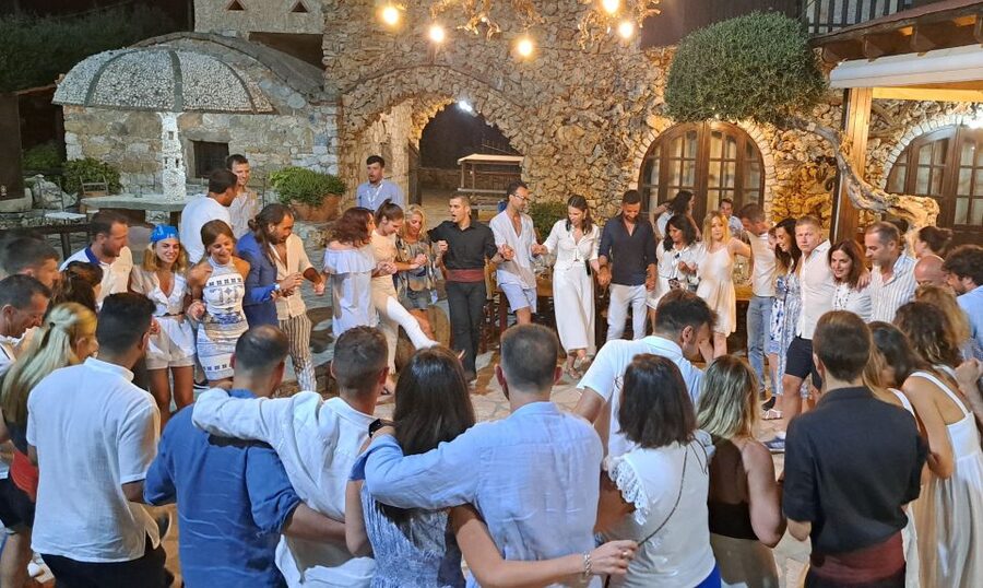 Chania: Cretan Folklore Dance Show with Dinner - Practical details that make the night easier