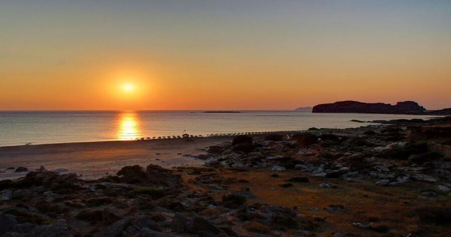 Chania: Falassarna Beach Sunset Trip with Transfer - The air-conditioned ride west