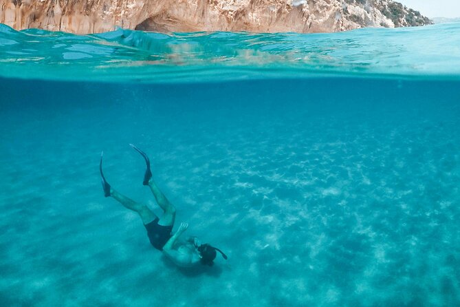 Chania Guided Snorkeling and Boat Excursion - Choosing and fitting the snorkeling gear