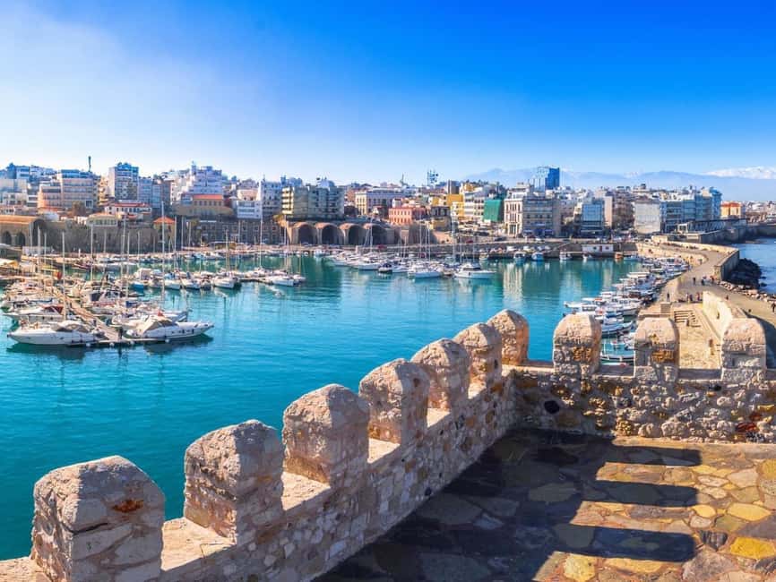 Chania: Knossos Palace - Archaeological museum! - The early morning pickup around Chania
