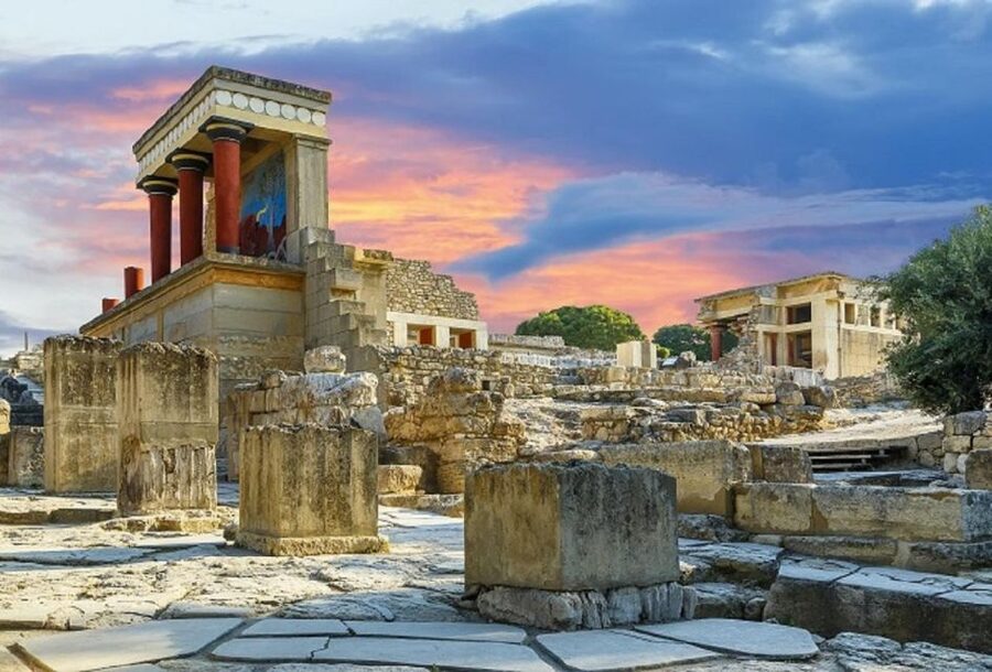 Chania - Knossos Palace Guided Tour - What the two-hour palace visit is like