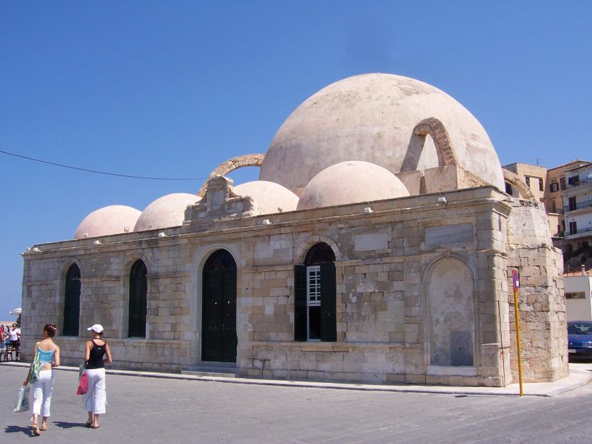 Chania Old City Walking Tour - The coffee break and local food angle