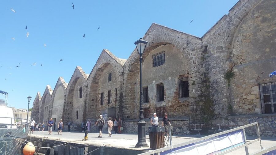Chania Old City Walking Tour - How the private format affects the value