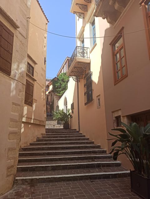 Chania Old Town: Artisans & Sightseeing Walking Tour - Starting with phyllo, coffee, and Chania bougatsa