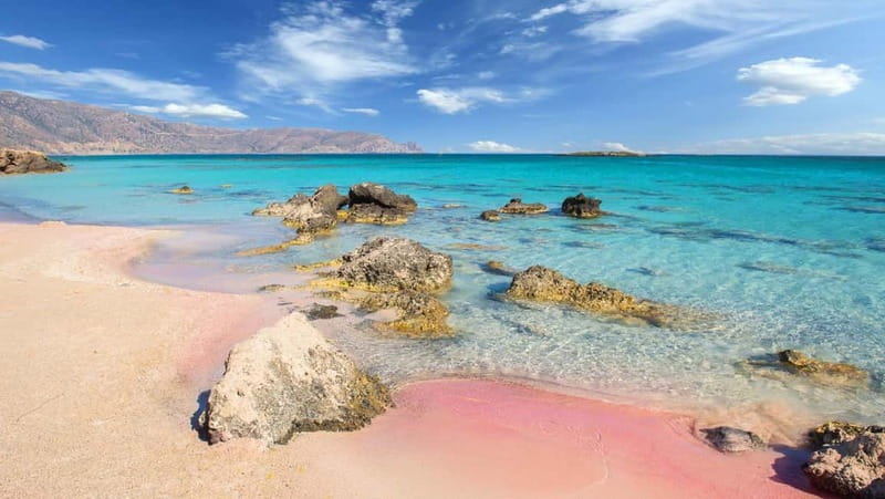 Chania: Private Cruise with Sup Food & Unlimited Drinks - The views around Kalami and the old fortifications