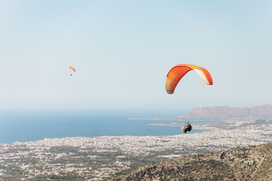 Chania: Tandem Paragliding Flight in Crete - Practical clothing and comfort advice