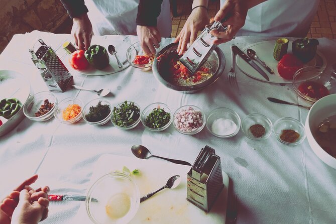 Cooking experience in the most beautiful garden near Rethymno - Stuffed vegetables and the heart of the meal
