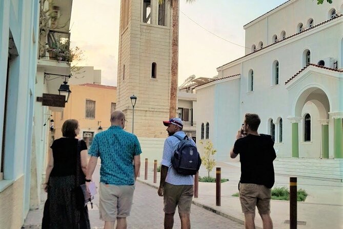Craft Beer & City Tour - Rethymno Old Town - Photo stops and the final beer near the harbour