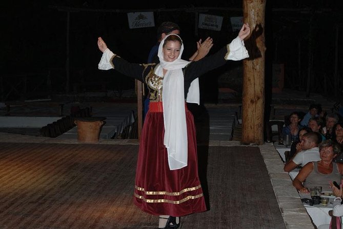 Cretan Folklore Night with Live Music, Dance, and Greek Dinner - Who will enjoy this Cretan folklore night