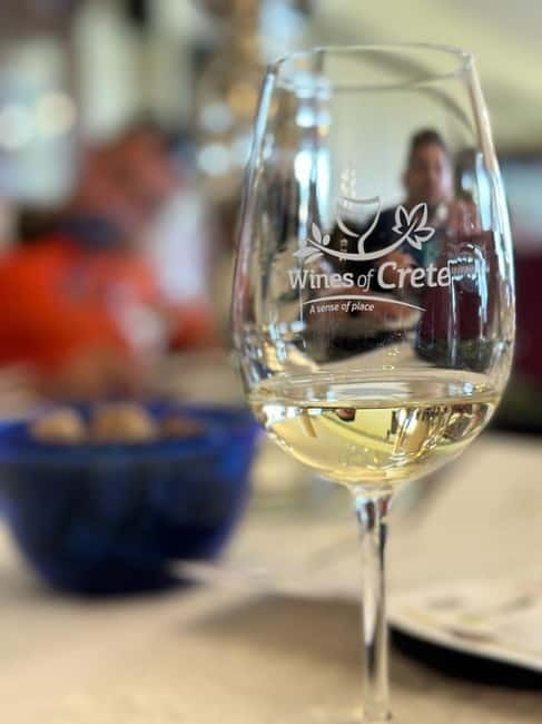 Crete: 2 Wineries Tour with Wine Tasting & Lunch - How the seven-hour schedule feels