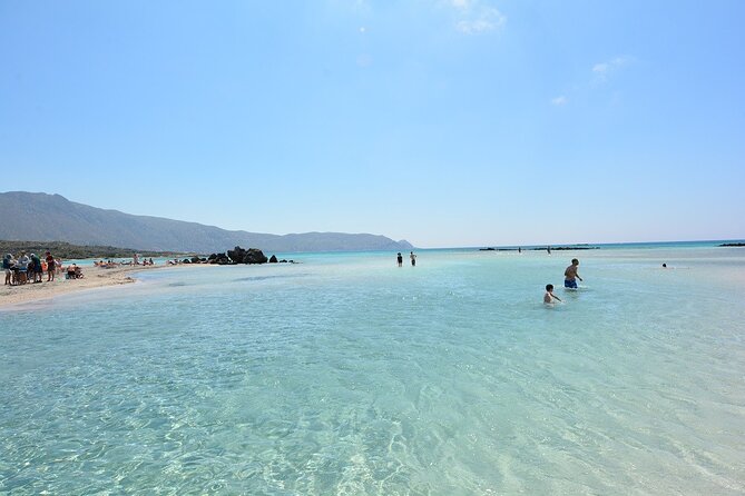 Crete: Elafonisi – 4 hours in the beach - What the Driver and Guide Add