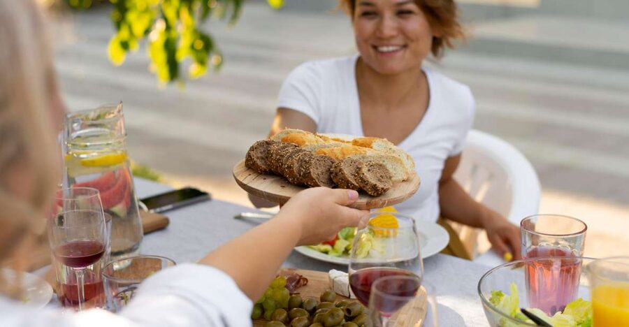 Crete: Heraklion Food and City tour - Olive oil, cheese, and raki