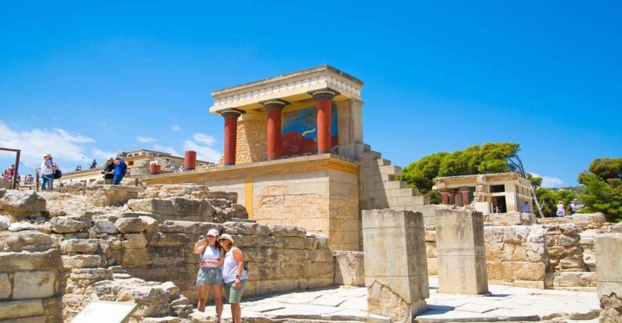 Crete: Knossos E-Ticket with Audio Guide & Optional Museum - Key points to know before booking