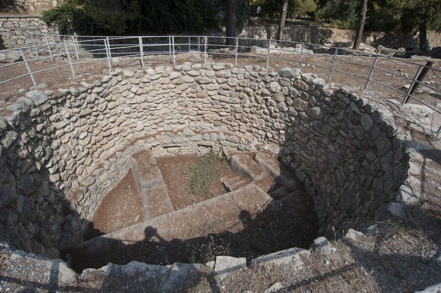 Crete: Knossos Palace and Lassithi Plateau Day Tour - Practical tips for a smoother day