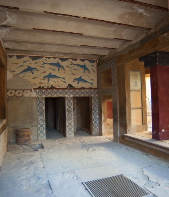 Crete: Knossos Palace and Museum Skip the line Guided tour - Pickup from Crete’s resort towns