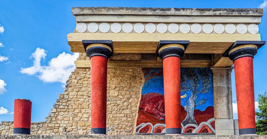 Crete: Knossos Palace and Museum Skip the line Guided tour - The Archaeological Museum’s Minoan evidence