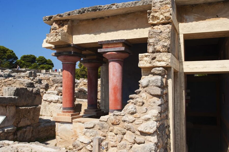 Crete: Knossos Palace and Museum Skip the line Guided tour - Group size, language, and guide quality