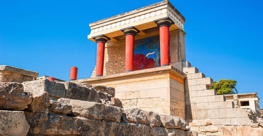 Crete: Knossos Palace, Archaeological Museum & Heraklion - Key points at a glance