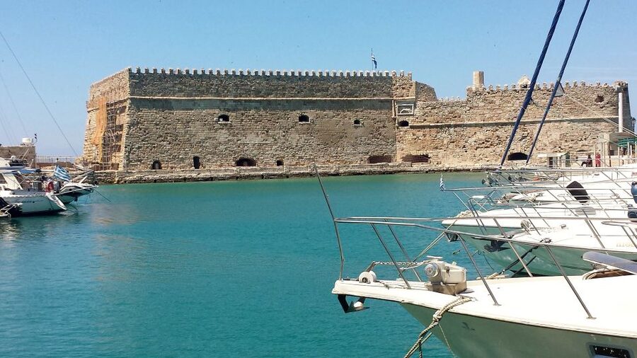 Crete: Knossos Palace & Heraklion Guided Tour - Who will enjoy this Crete day trip?