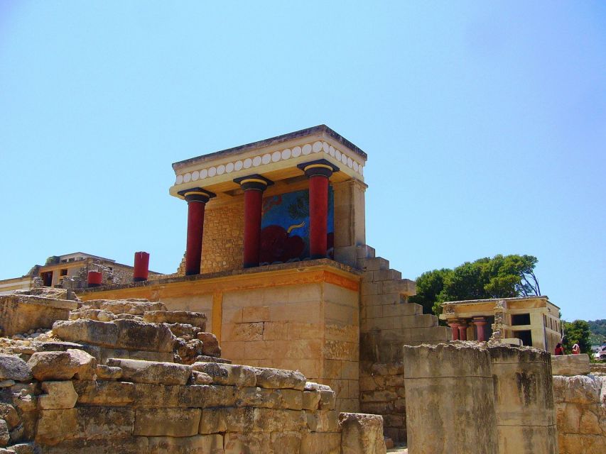 Crete: Knossos Palace & Heraklion Guided Tour - Heraklion Archaeological Museum: the essential second half