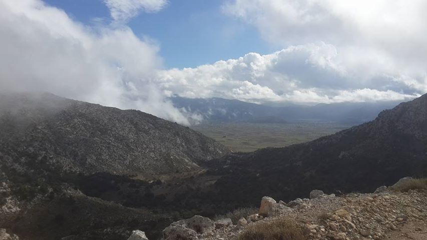 Crete: Land Rover Safari Through Katharo Plateau - Guides, group size, and the pace of the day