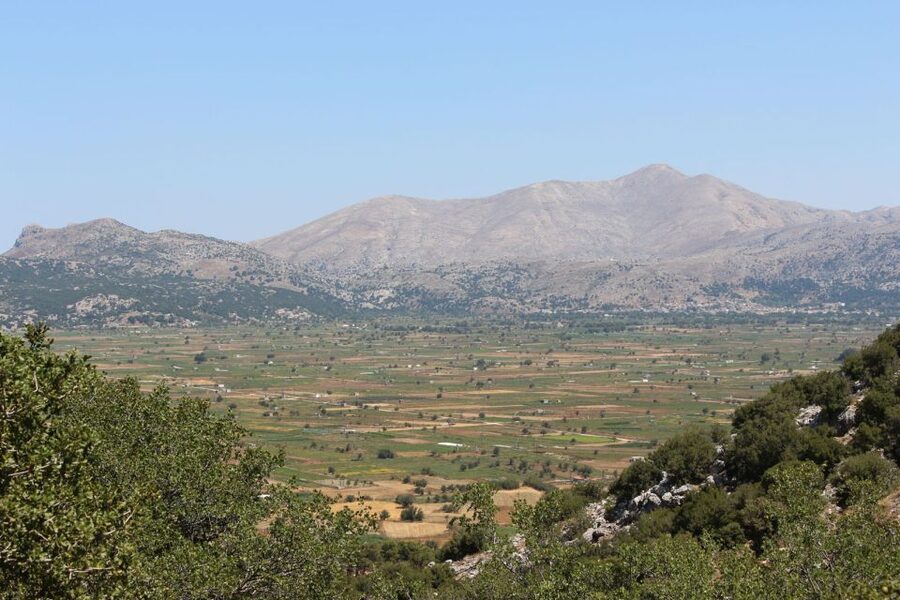 Crete: Land Rover Safari Through the Plateaus - Psychro Cave, the birthplace of Zeus
