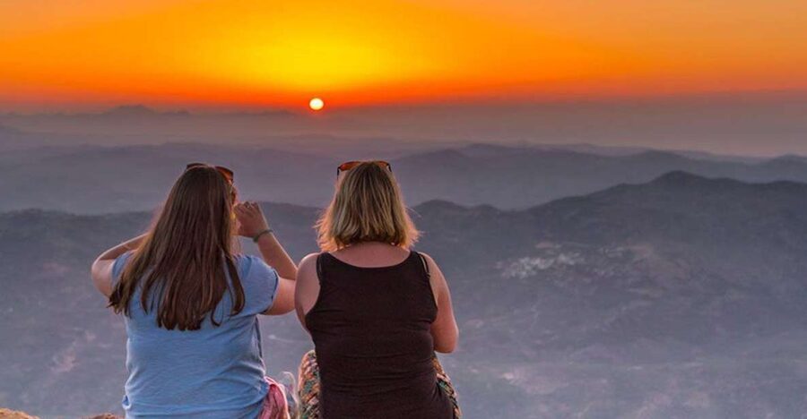 Crete: Land Rover Safari with Sunset Viewing, Dinner, & Wine - A Cretan taverna dinner with plenty of wine