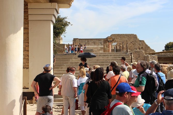 Crete Minoan Discovery Tour with Knossos Palace, Heraklion, and Live Dance Show - Who will enjoy this tour most