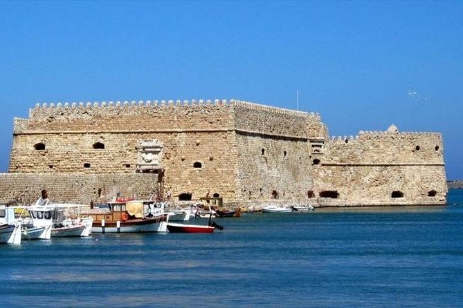 Crete private tour: Knossos Palace and Heraklion Town - Who should book this private half-day outing