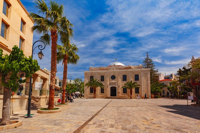 Crete Shore Trip & Knossos Palace from Heraklion (Iraklion) Port - The guide makes the ruins easier to read