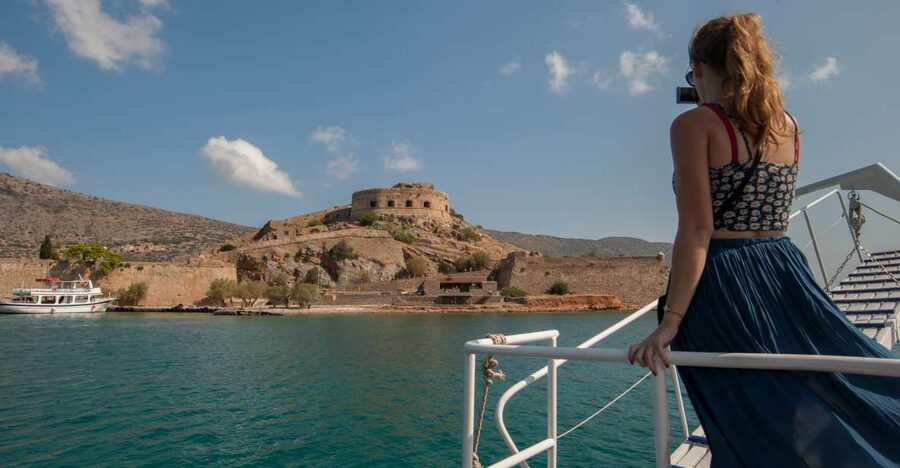 Crete: Spinalonga, Agios Nikolaos and Elounda with BBQ Lunch - What the meal and inclusions are really worth