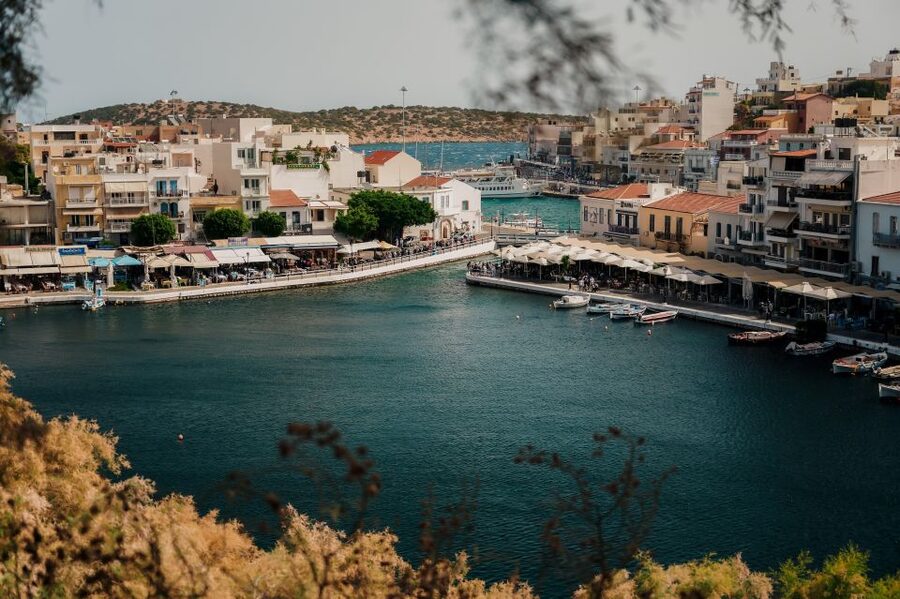 Crete: Spinalonga Boat Tour with BBQ & Agios Nikolaos - Agios Nikolaos and Lake Voulismeni
