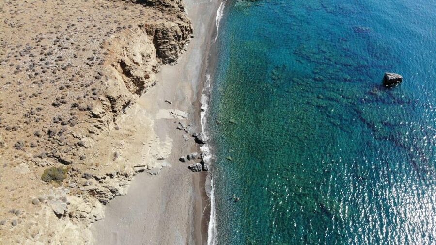 Crete: Trypiti Beach Off-Road South Tour w/ Lunch & Wine - Guides and group atmosphere