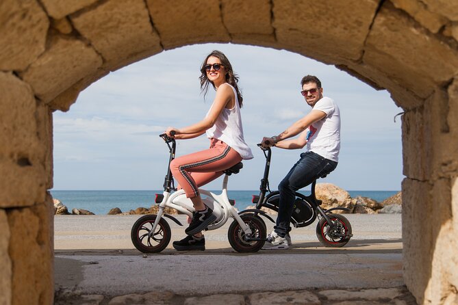 Ecobike tour in historic Heraklion - Venetian Walls and a high view over the city