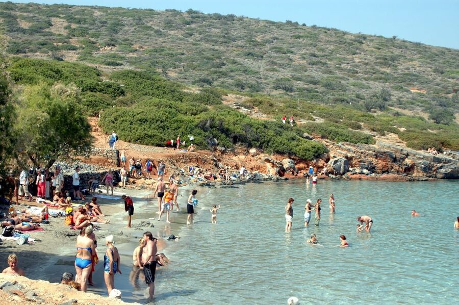 From Ag. Nikolaos: Spinalonga & Kolokytha Cruise with Lunch - Crowds, comfort, and the pace of the day