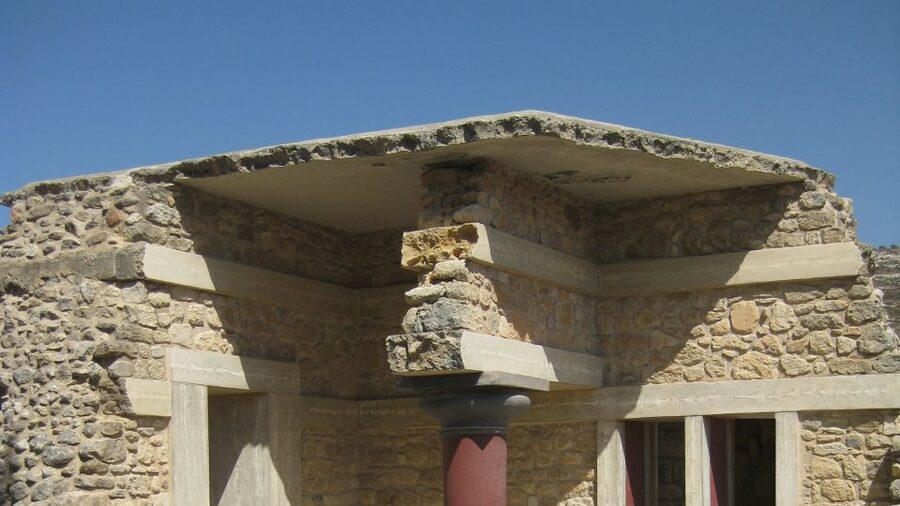 From Chania: Knossos Palace and Heraklion Full-Day Tour - Knossos Palace and the Minoan world