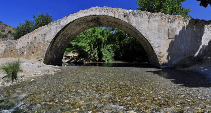 From Chania & Rethymno: Kourtaliotiko, Preveli & Damnoni - What the $67 price really covers