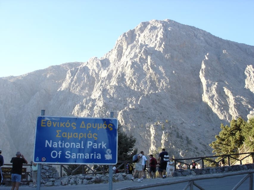 From Chania/Rethymno: Samaria Gorge Easy Way - Who will enjoy this version of Samaria
