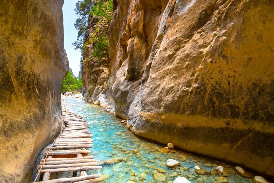 From Chania/Rethymno: Samariá Gorge Guided Hike with Pickup - Why this Samariá Gorge day is worth the effort
