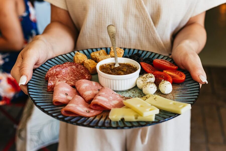 From Chania: Wine and Olive Oil Tasting Tour with Snacks - What the guides add to the day