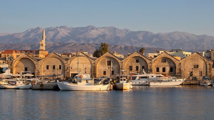 From Heraklion: Chania Town, Kournas Lake, and Rethymno Tour - How to make the day more comfortable