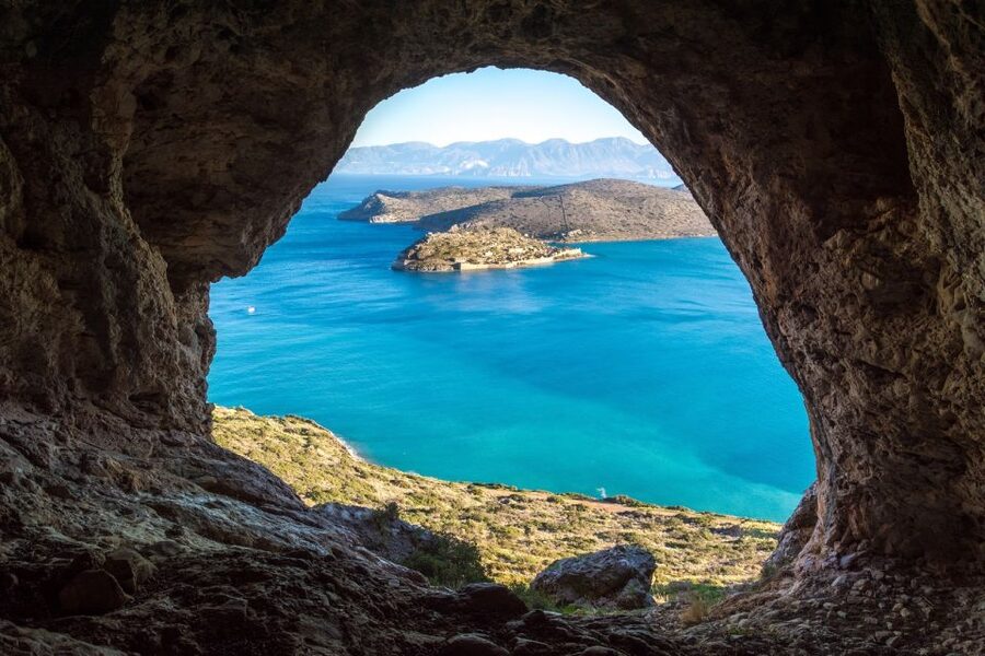 From Heraklion: Elounda and Spinalonga Full-Day Tour - Elounda, the boat crossing, and the coastal setting